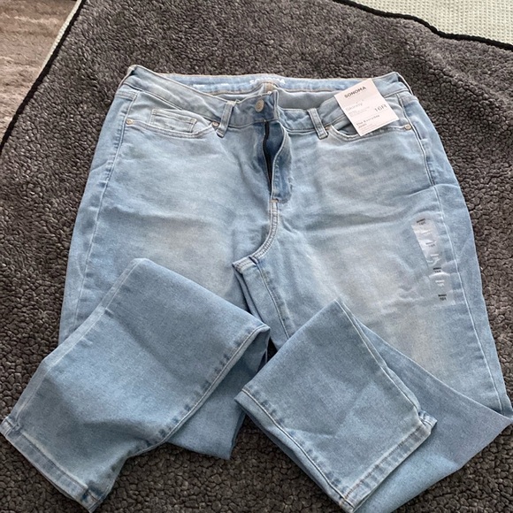 Sonoma Denim - Ladies Sonoma skinny Jeans NWT